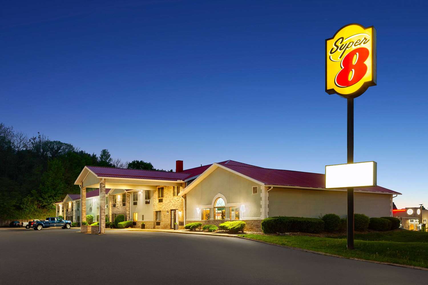 Super 8 by Wyndham Mt. Vernon OH 1/31