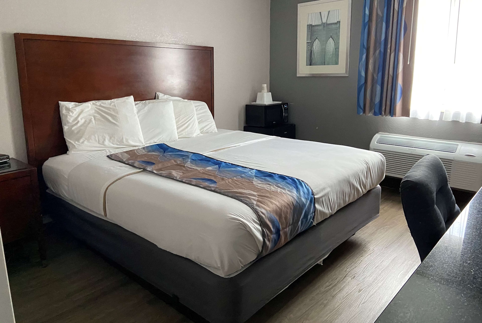 ROOM, DOUBLE BED, ACCESSIBLE
