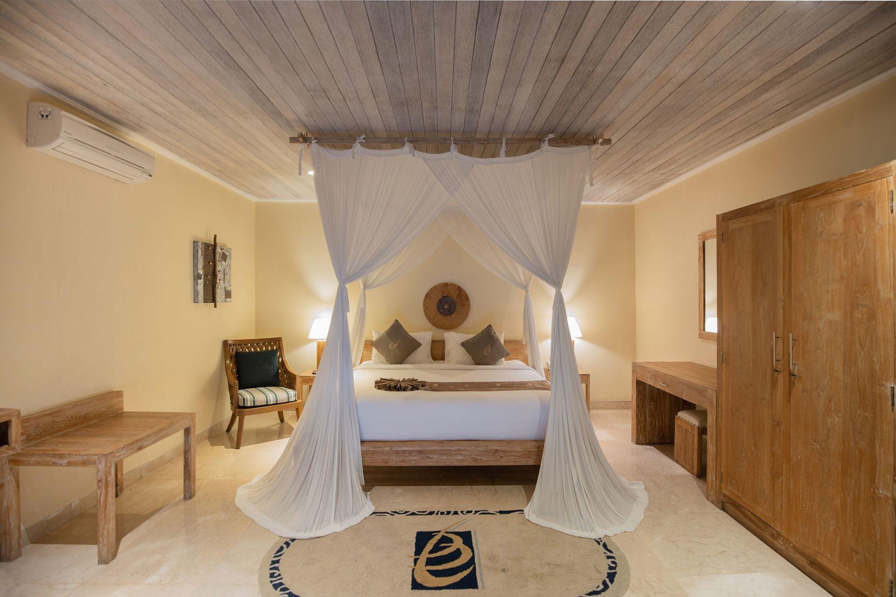 1 BEDROOM, POOL, VILLA
