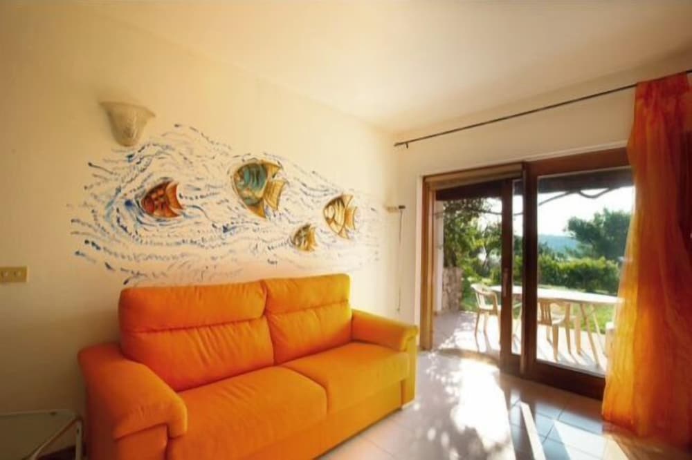 RESIDENCE PORTO CODA CAVALLO 30/53