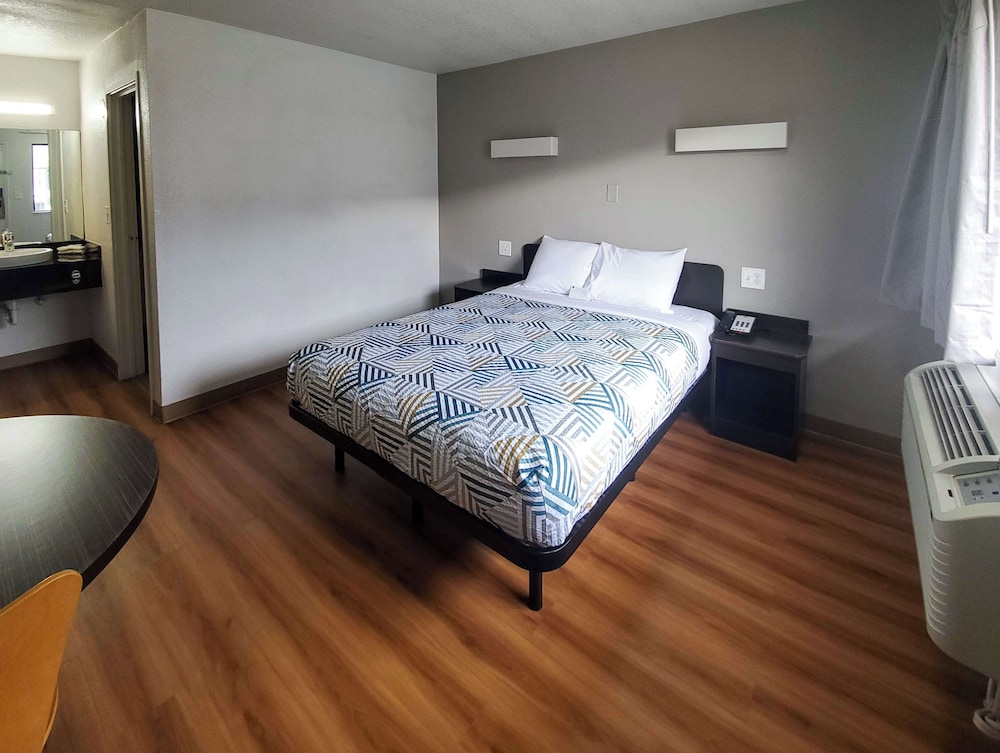 Motel6 Bellmead, TX - Waco 23/57