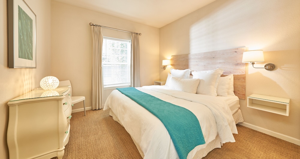 Spa, Bungalow, King Bed