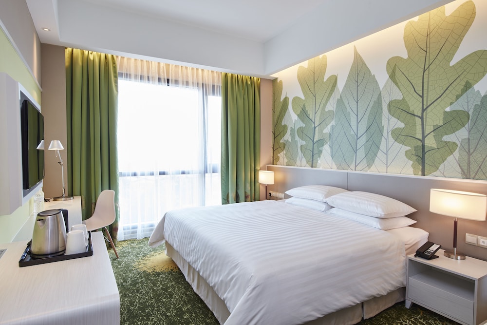 Sunway Velocity Hotel 34/65