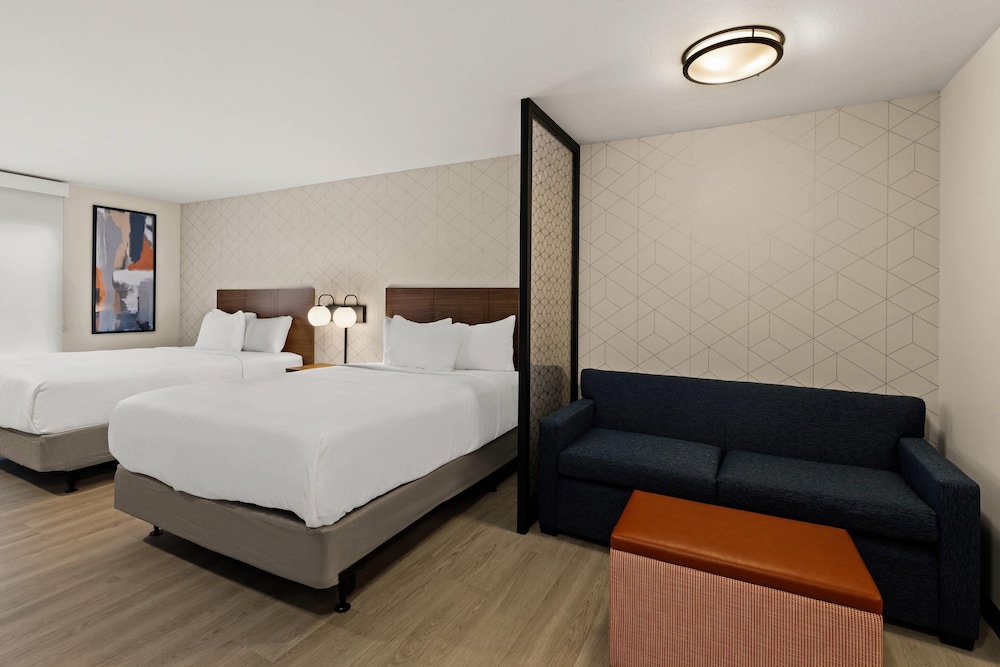 جناح بسريرين كوين بمطبخ، Everhome Suites Temecula 3/7