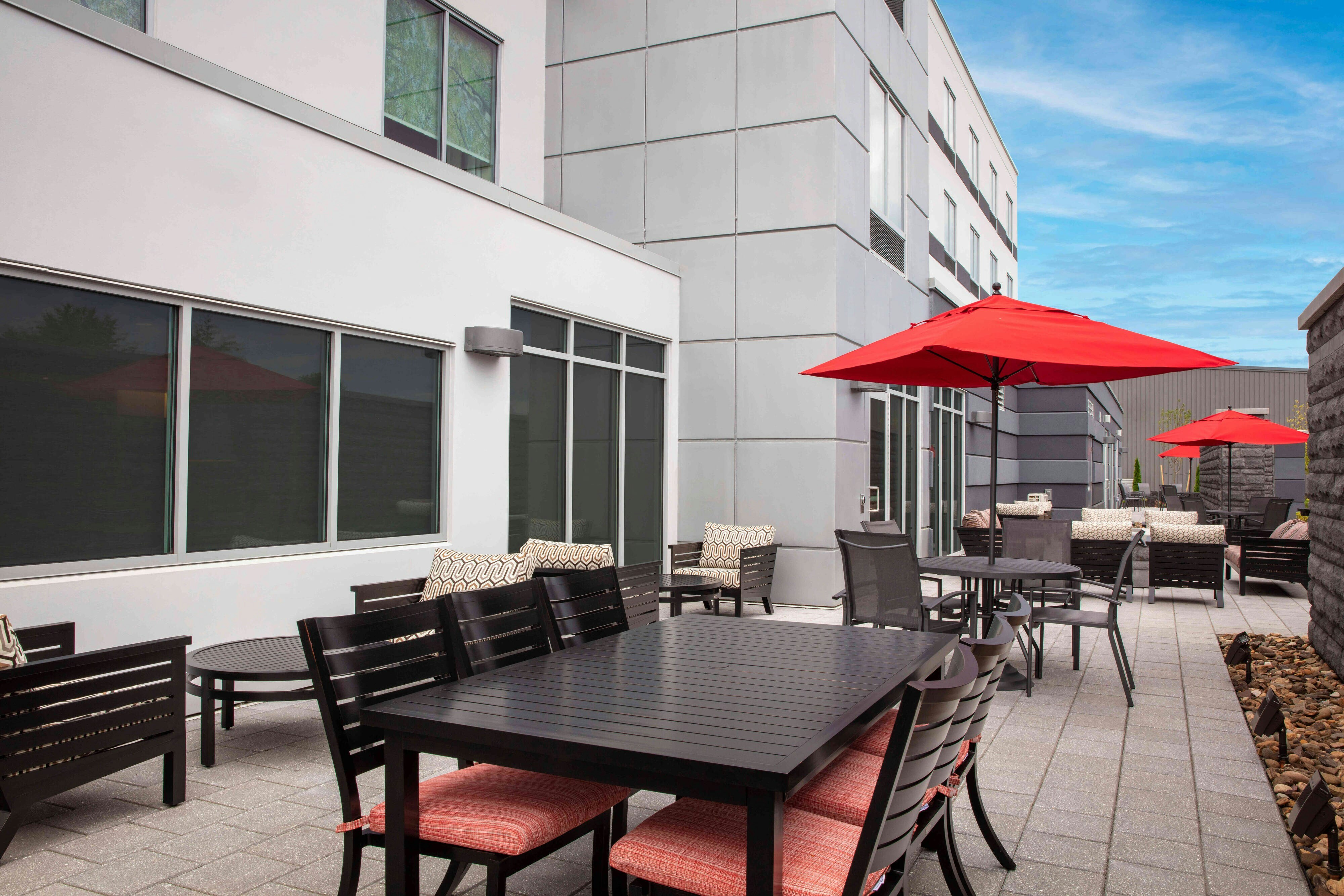 Fairfield Inn & Suites by Marriott Lewisburg 12/16