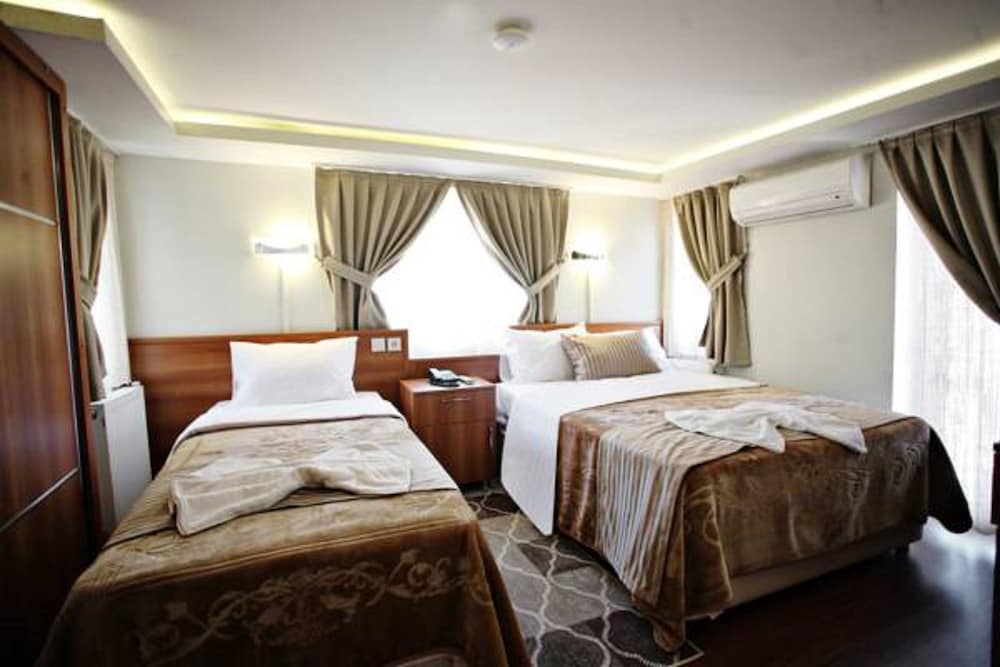 Taksim Palace Hotel 22/60