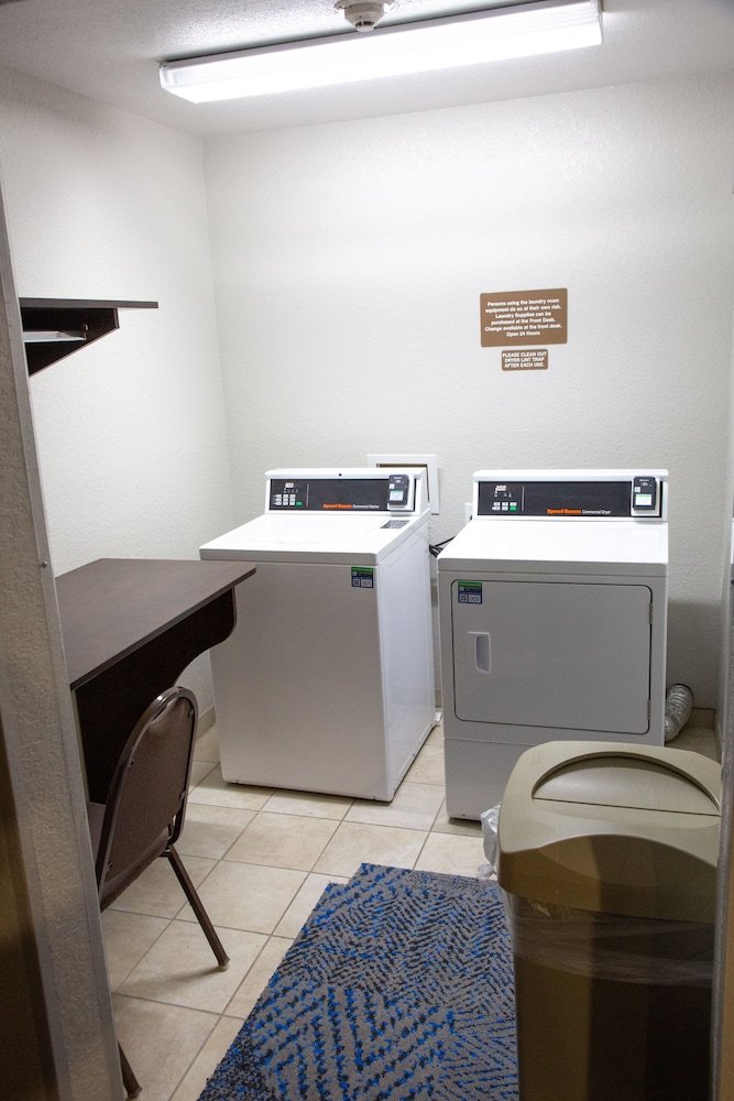 Microtel Inn & Suites by Wyndham Searcy 38/50
