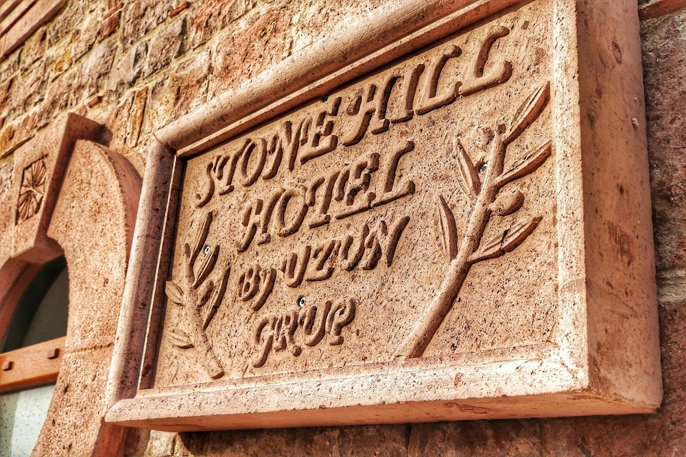 Stone Hill Hotel 36/61