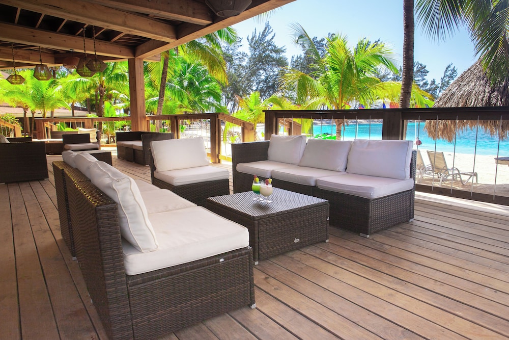 Fantasy Island Resort Beach And Marina All Inclusive 50/74