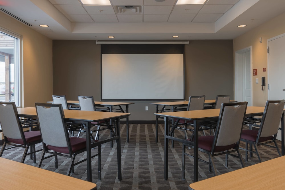 Towneplace Suites Syracuse Liverpool 33/37