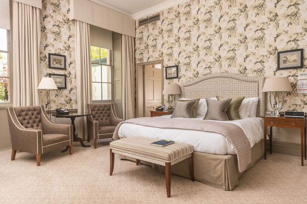The Royal Crescent Hotel And Spa Bath 19/57