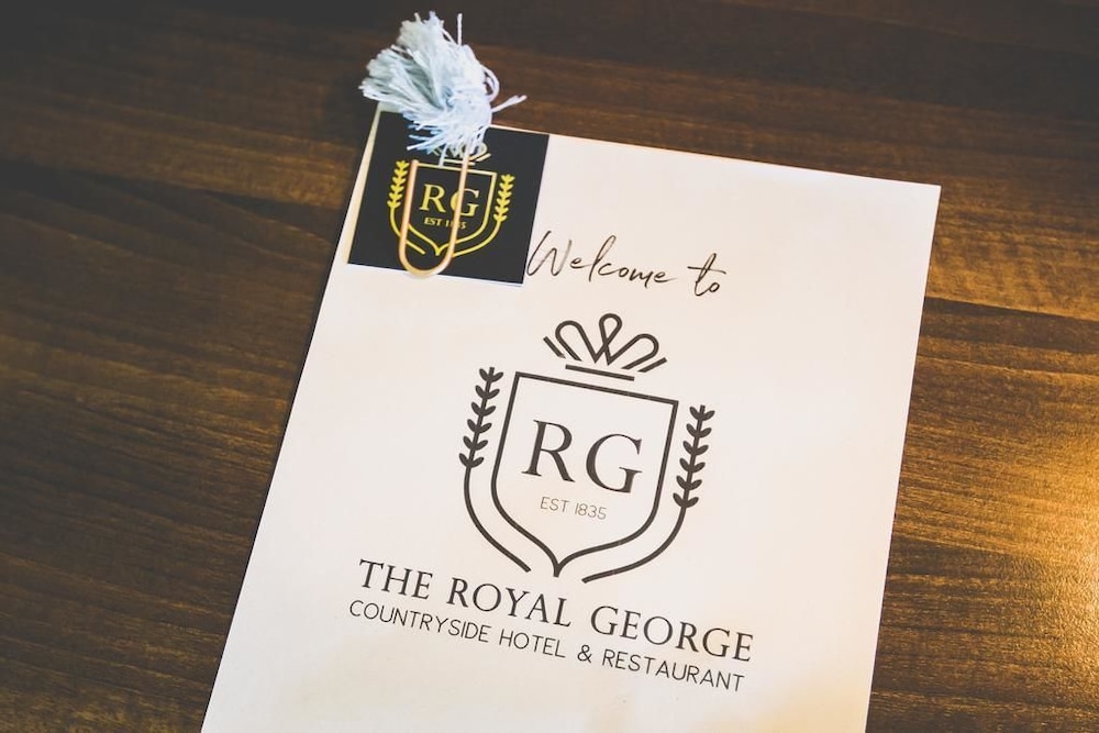 Royal George Hotel 24/50