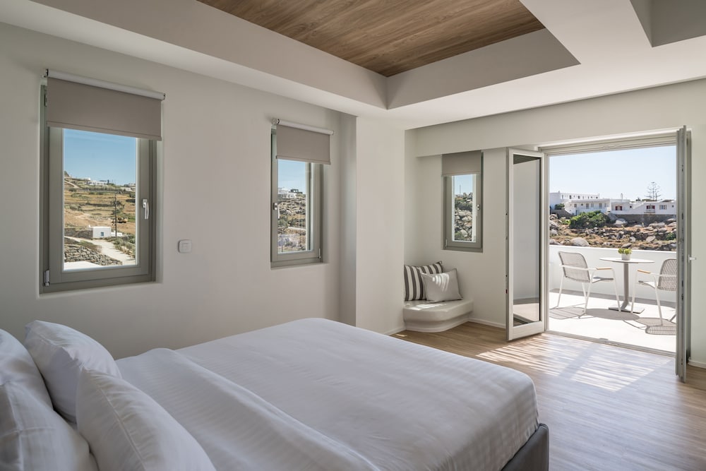 JUNIOR, KING BED, SEA VIEW, TERRACE