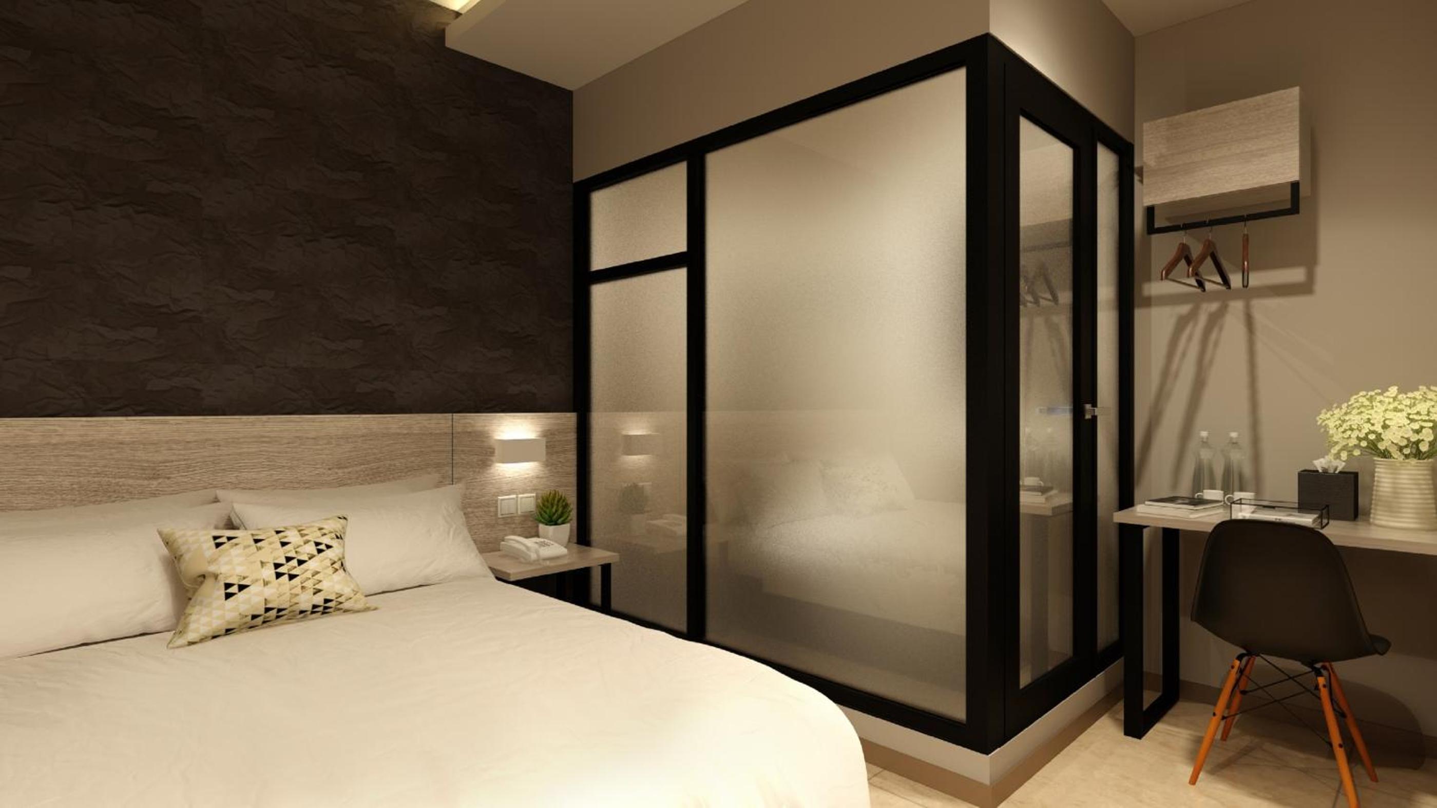 Room, King Bed, Queen Bed, No Window، The Square Hotel 2/10