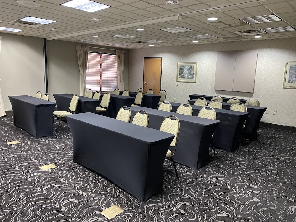 Wingate By Wyndham Little Rock 29/34