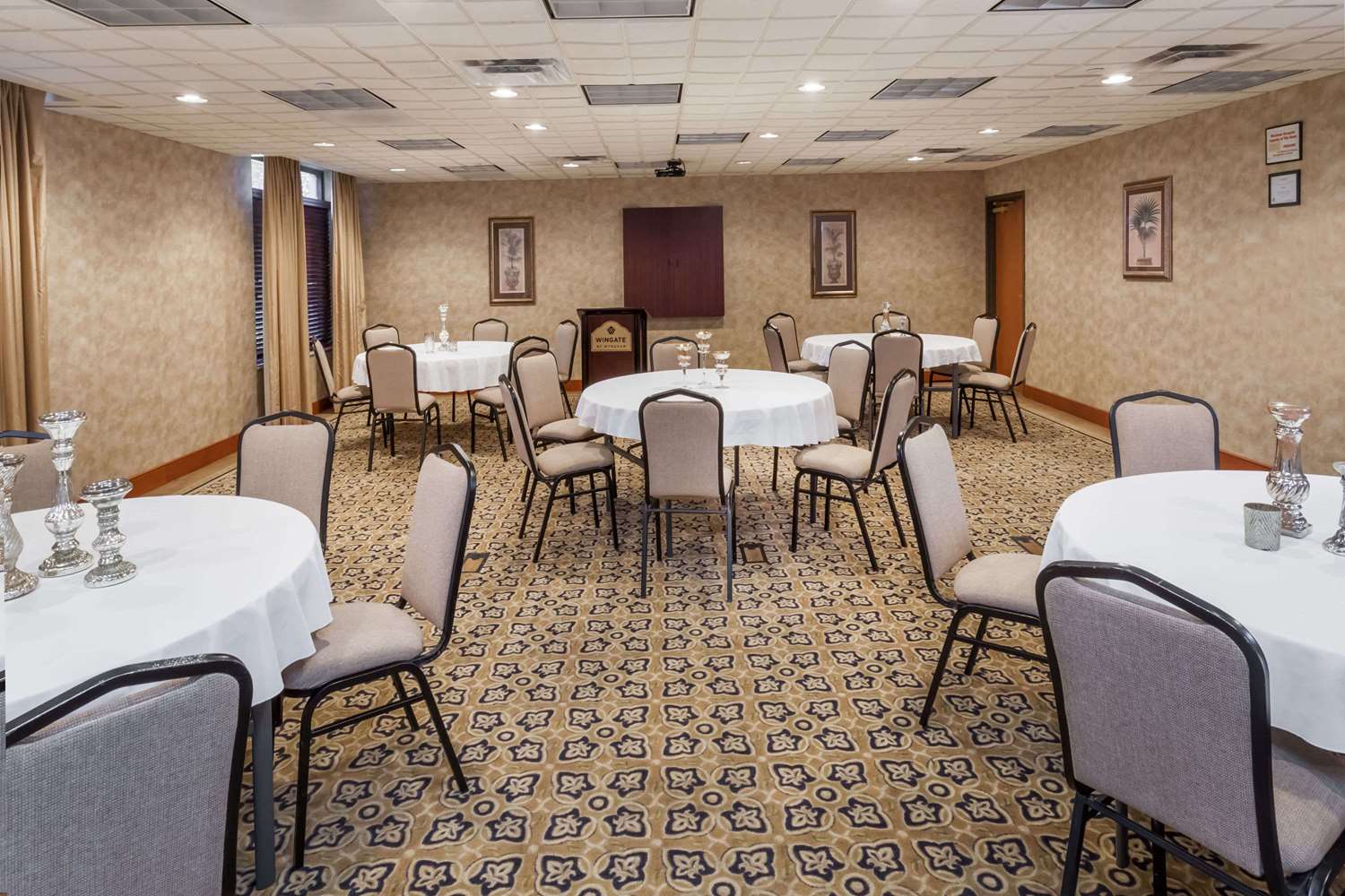 Wingate by Wyndham Peoria 21/28