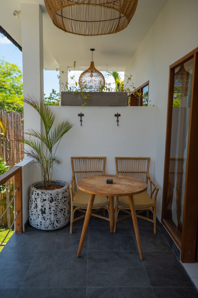 Ohana's Boutique Resort And Beach Lounge 33/50