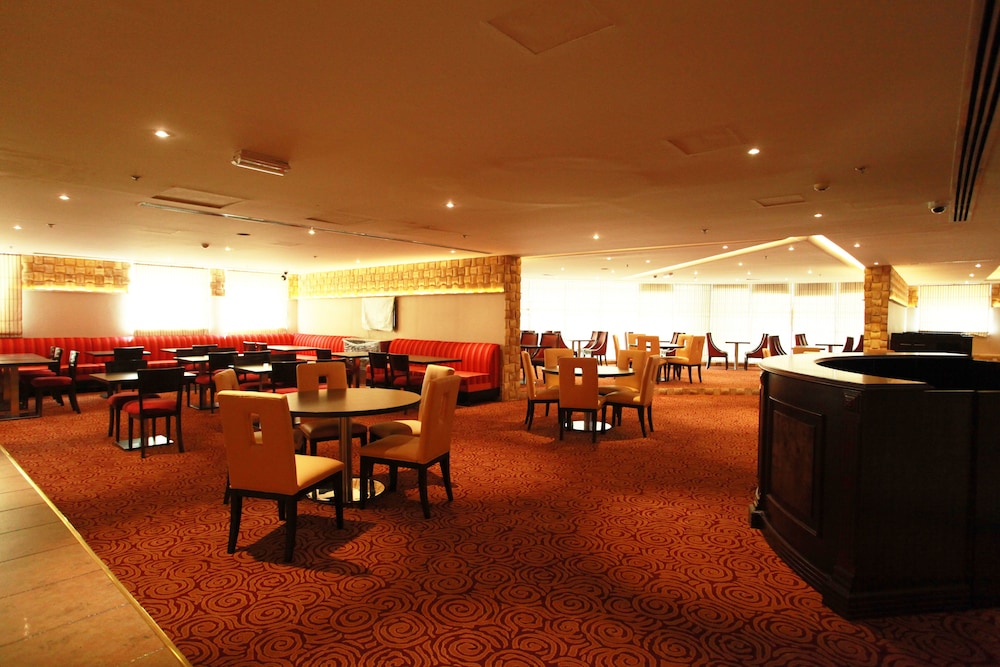 Golden Ocean Hotel 39/42