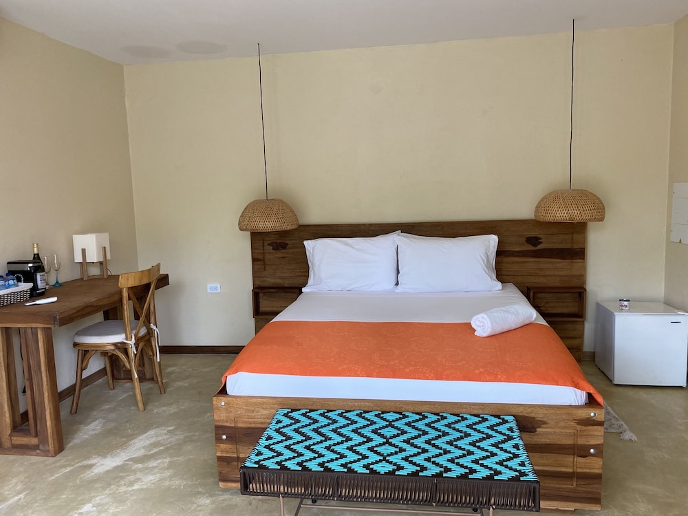 Tay Beach Hotel 18/75