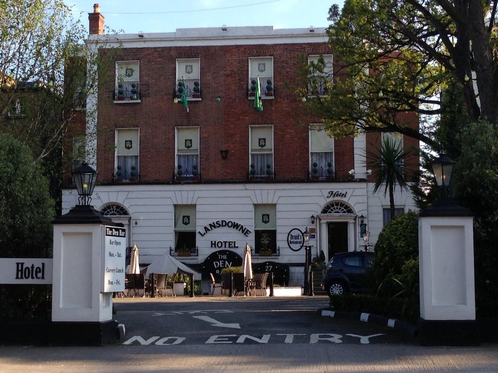 LANSDOWNE HOTEL 1/47
