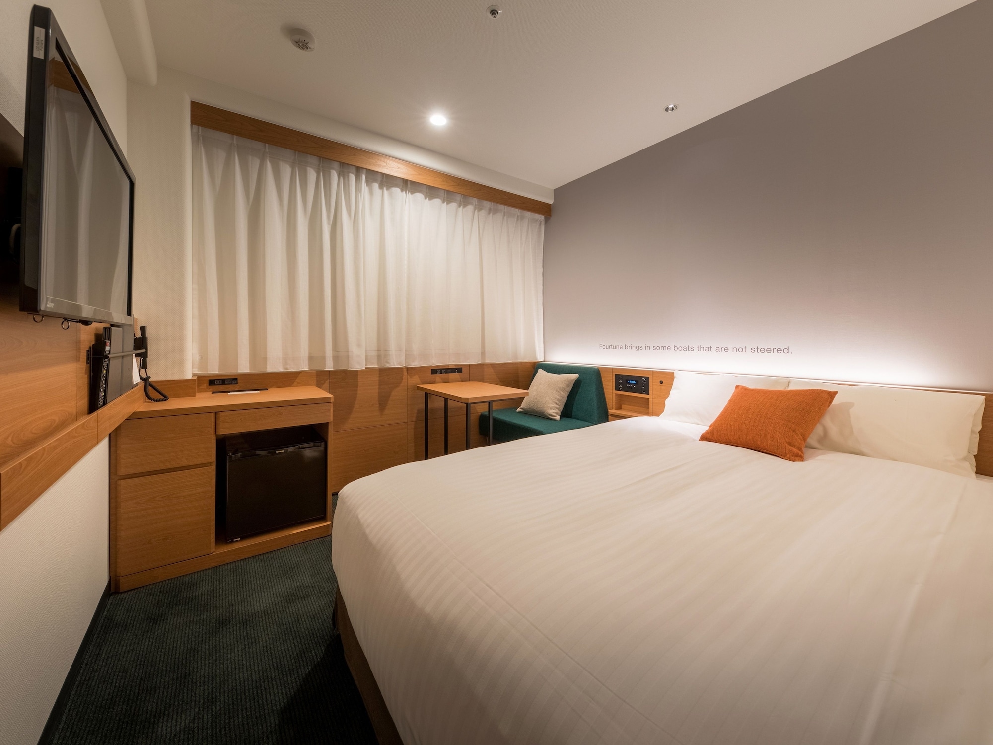 Semi Double Room