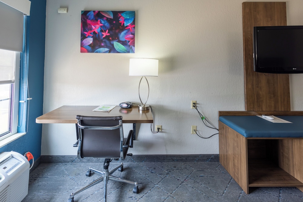 Countryside Inn And Suites 32/40