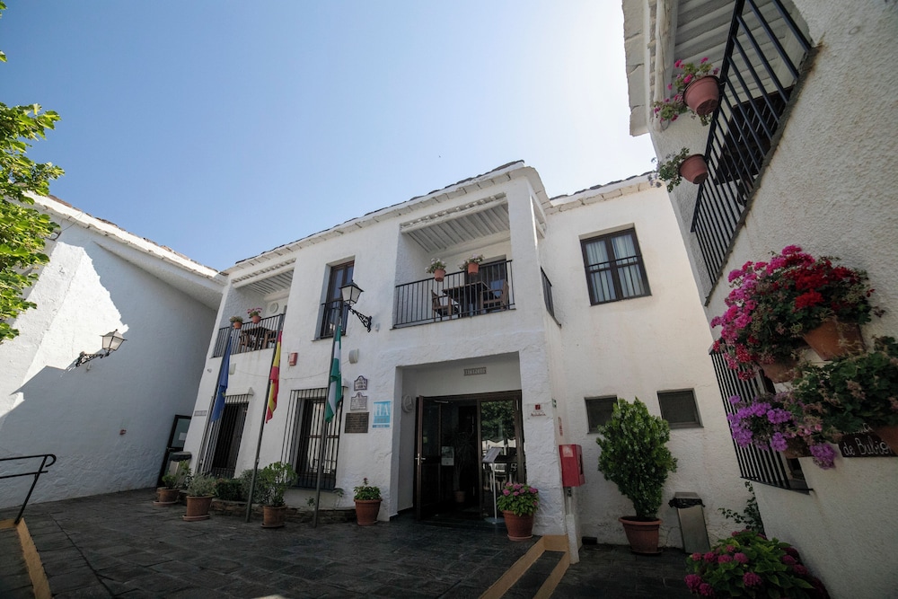 Villa Turistica de Bubion 3/57