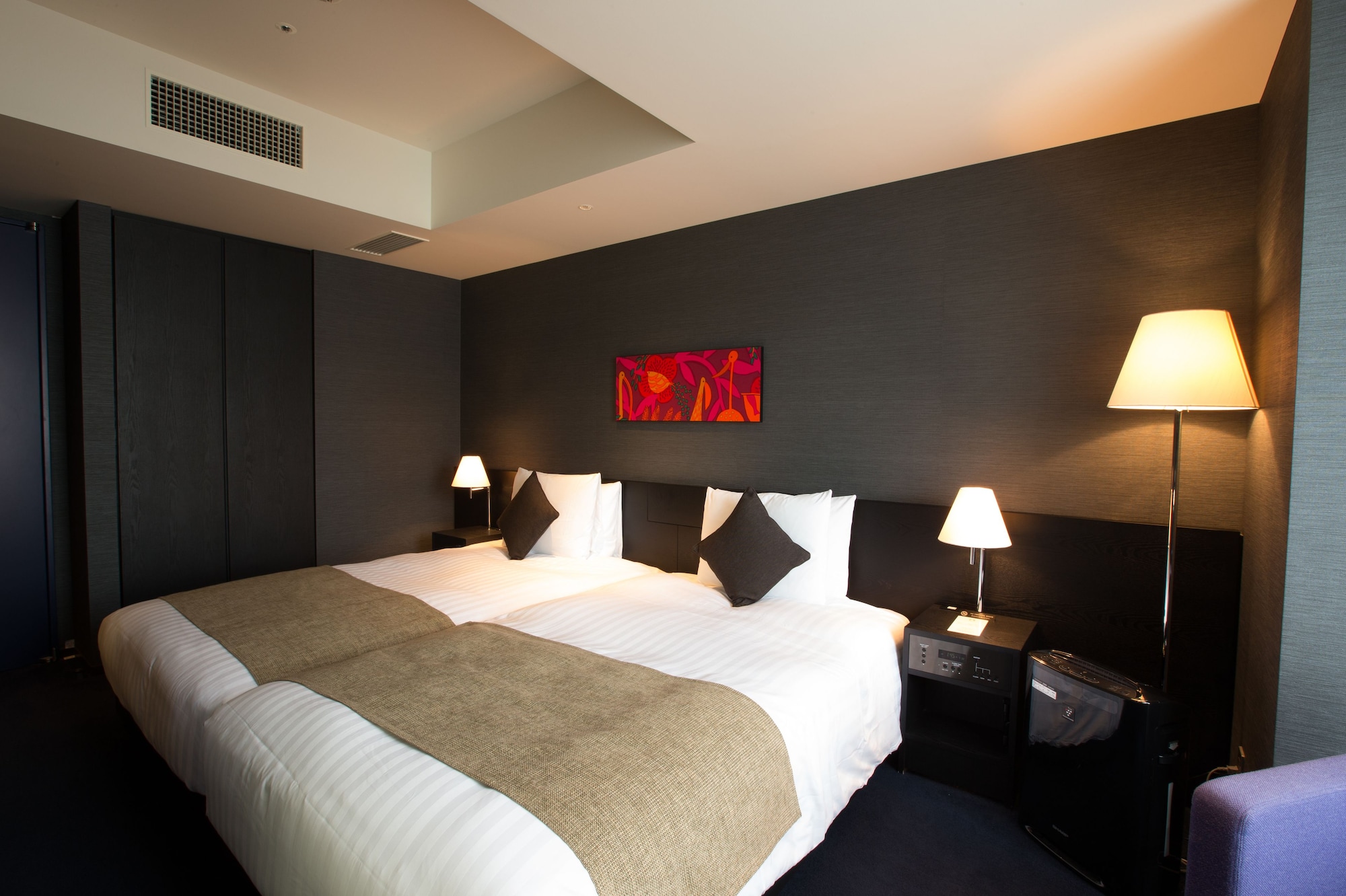 Hollywood, Standard, Twin Beds, Convertible Double Bed