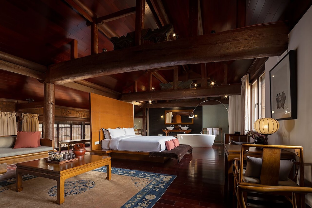 Jing's Residence 8/25