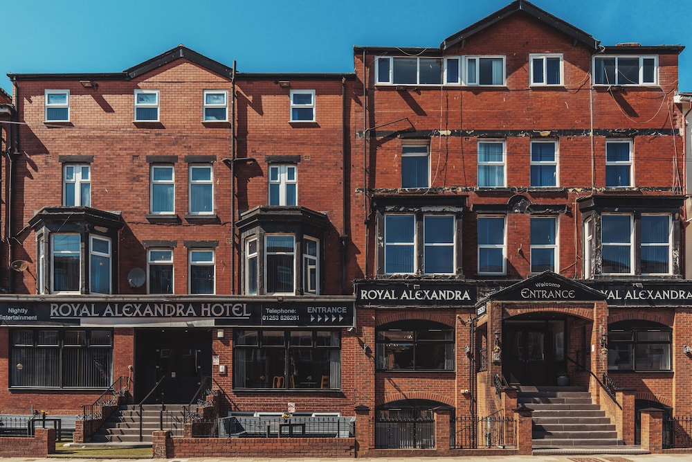The Royal Alexandra 3/52