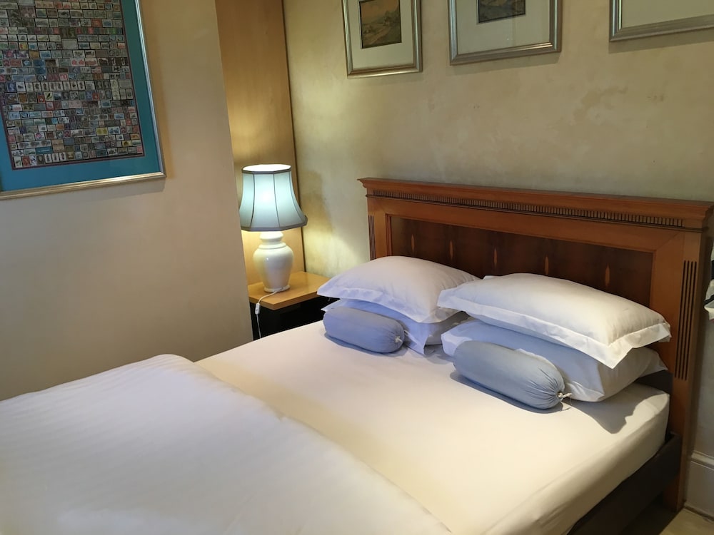 Gordons Guesthouse 8/46