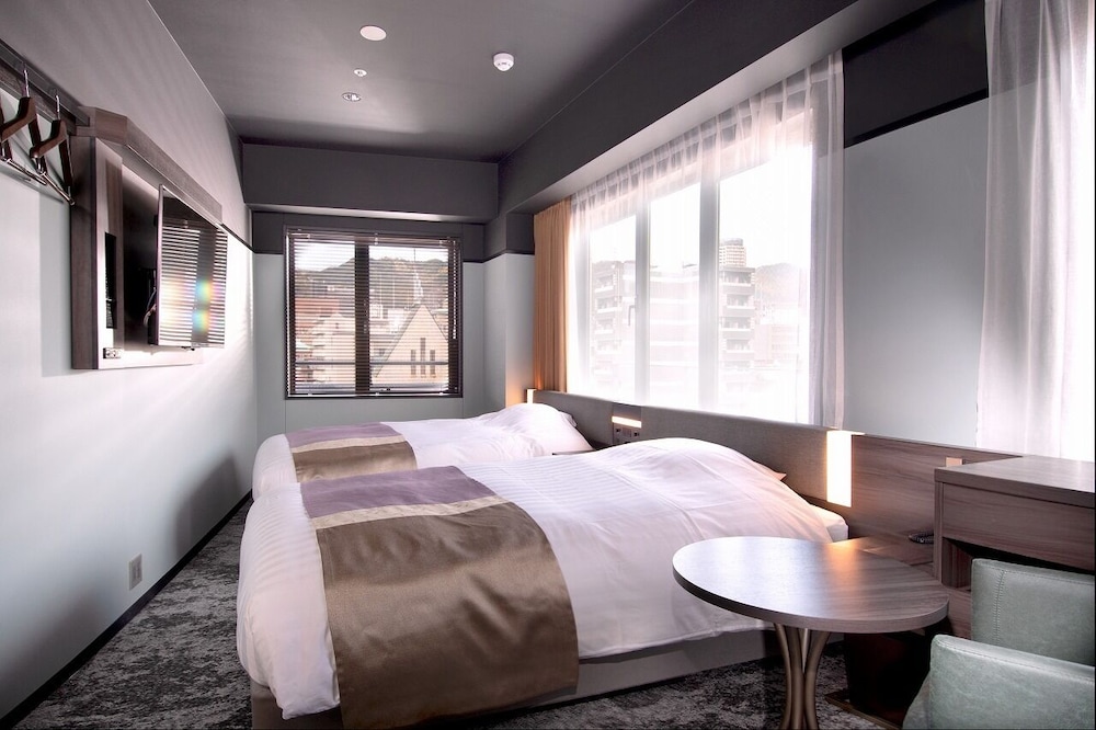 Kobe Plaza Hotel West 21/61