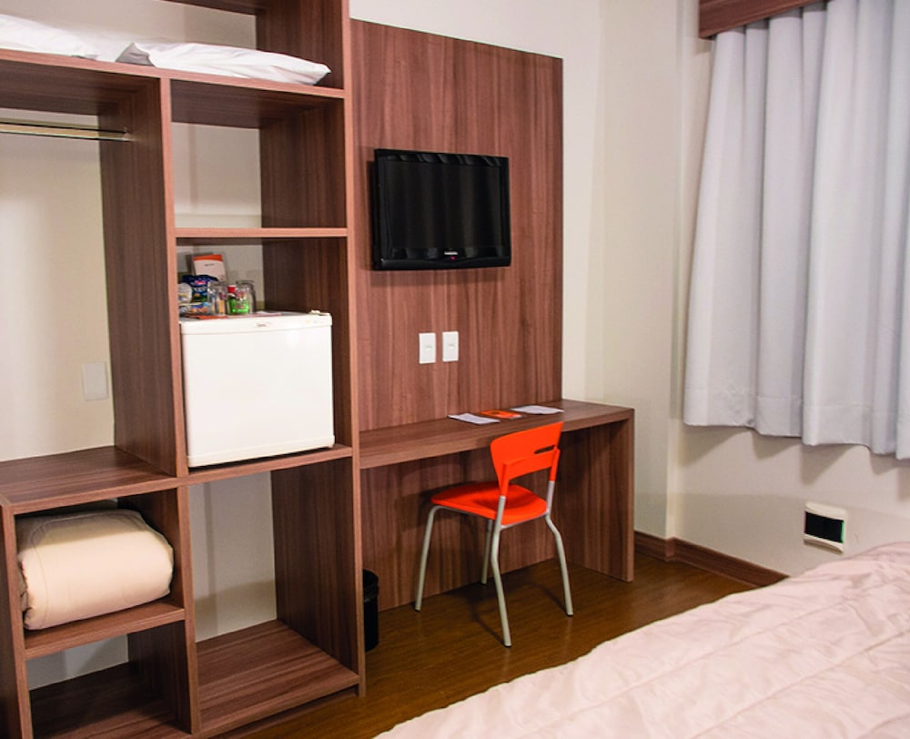 Hotel Continental Business 43/48