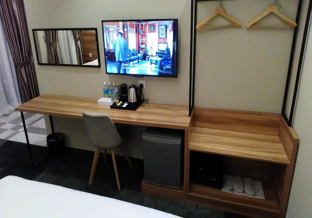 Prestigo Hotel 40/53