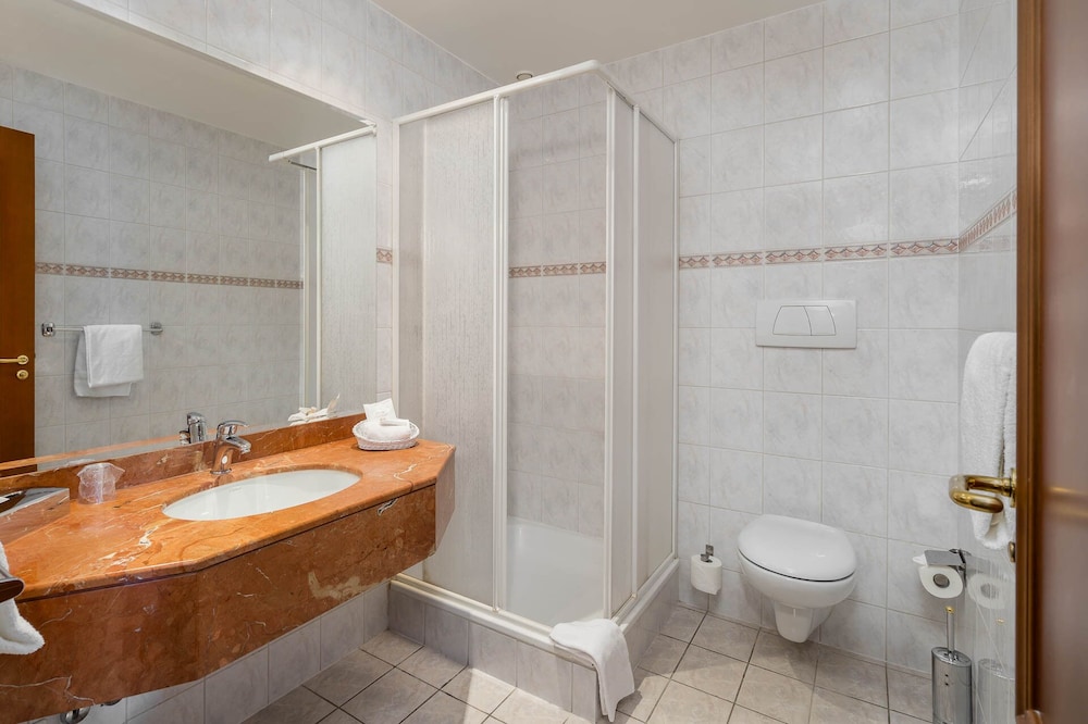 Hotel Le Rive 12/36