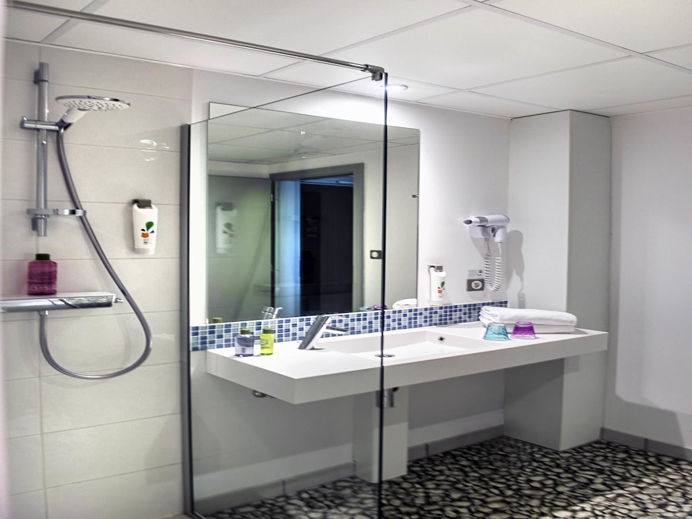ibis Styles Strasbourg Avenue du Rhin 22/73