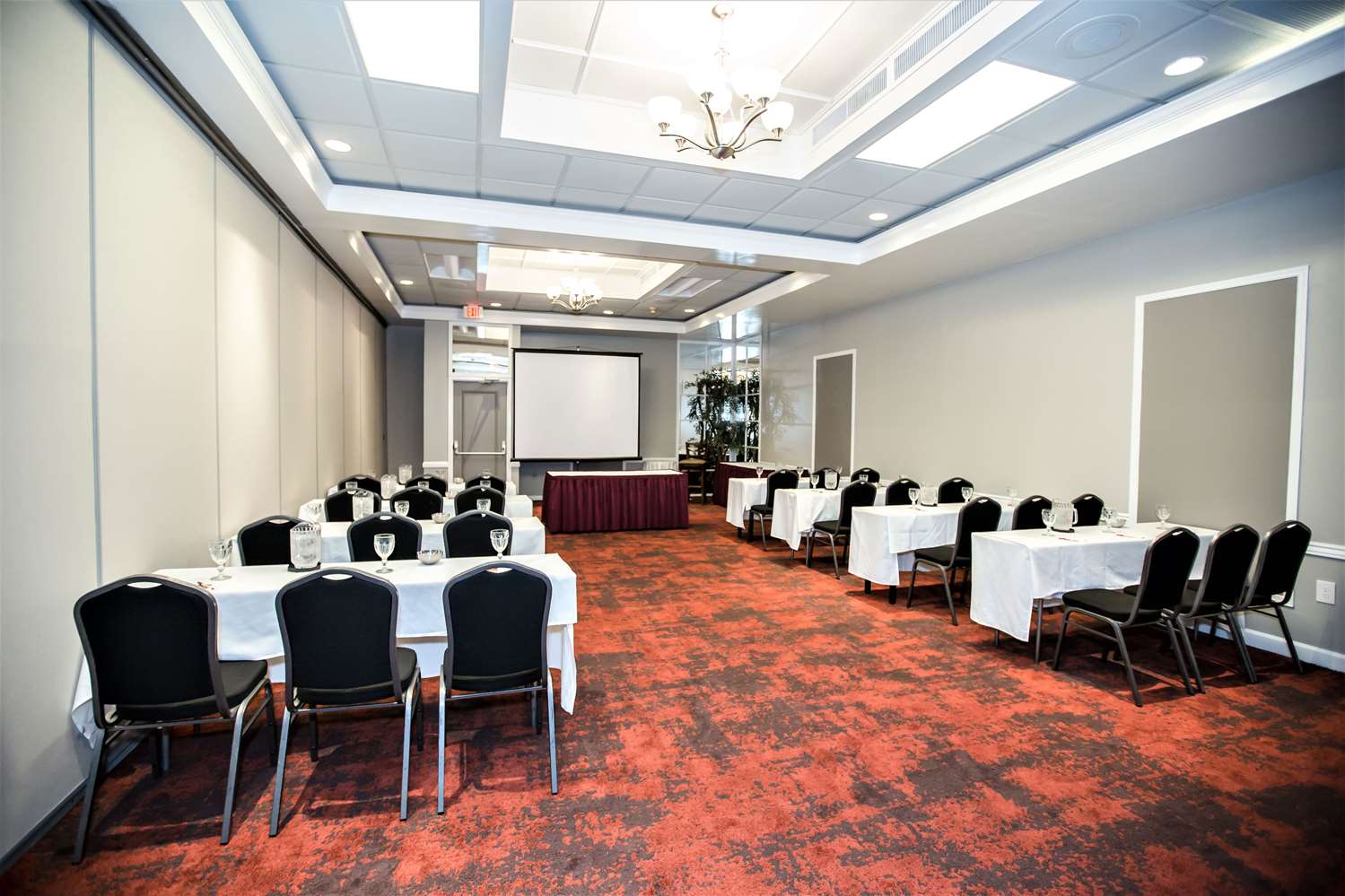 Ramada Hotel & Conference Center By Wyndham Jacksonville 48/59