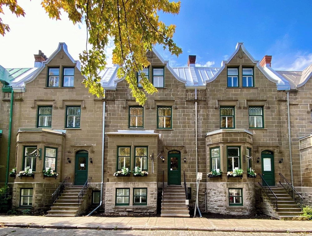 Hotel Manoir Vieux Quebec 3/50