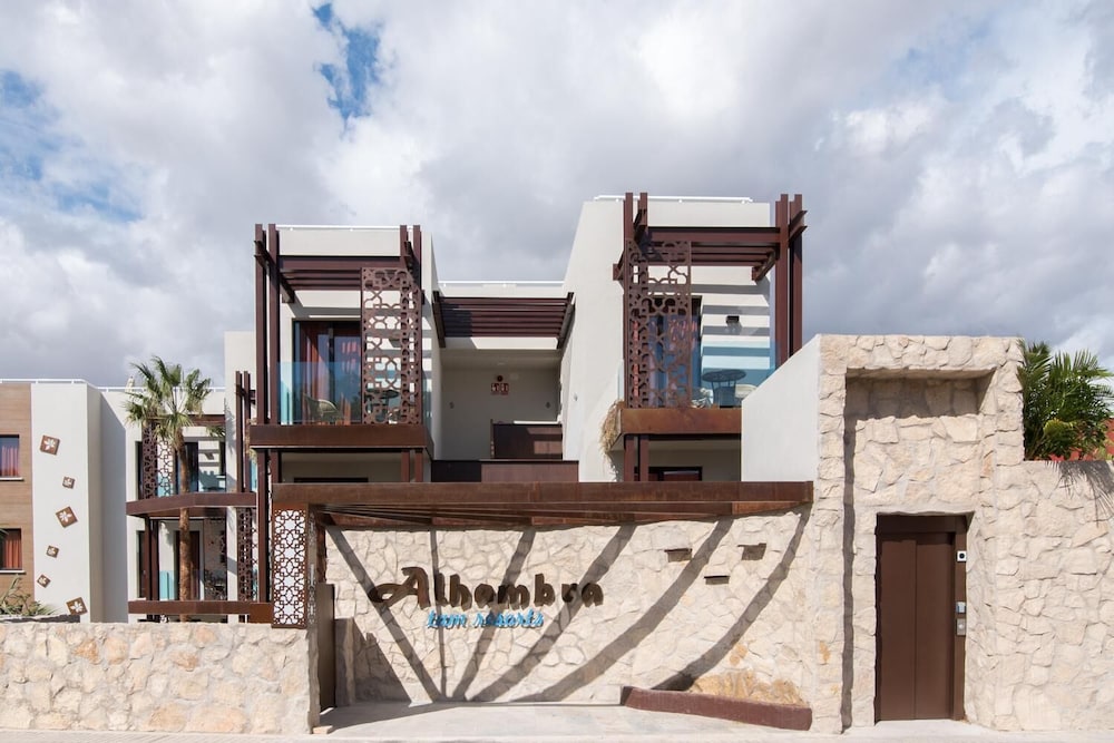 Alhambra Boutique by TAM Resorts 34/50
