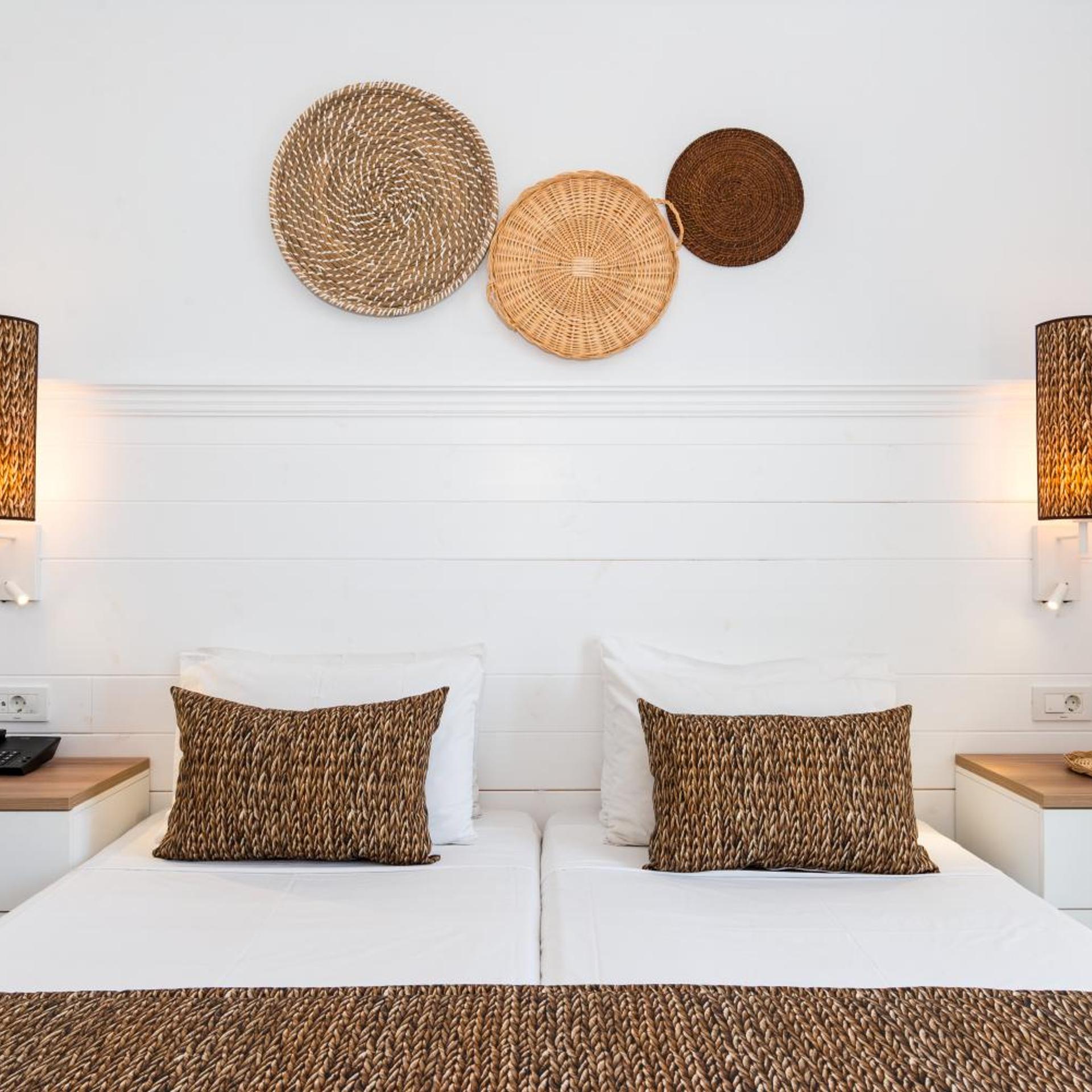 غرفة قياسية بسرير مزدوج، Sirocco Hotel - Adults Only 2/2