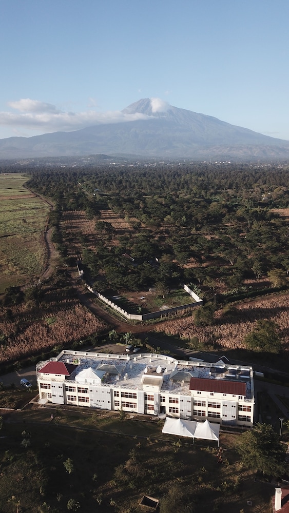A1 Hotel and Resort 29/43