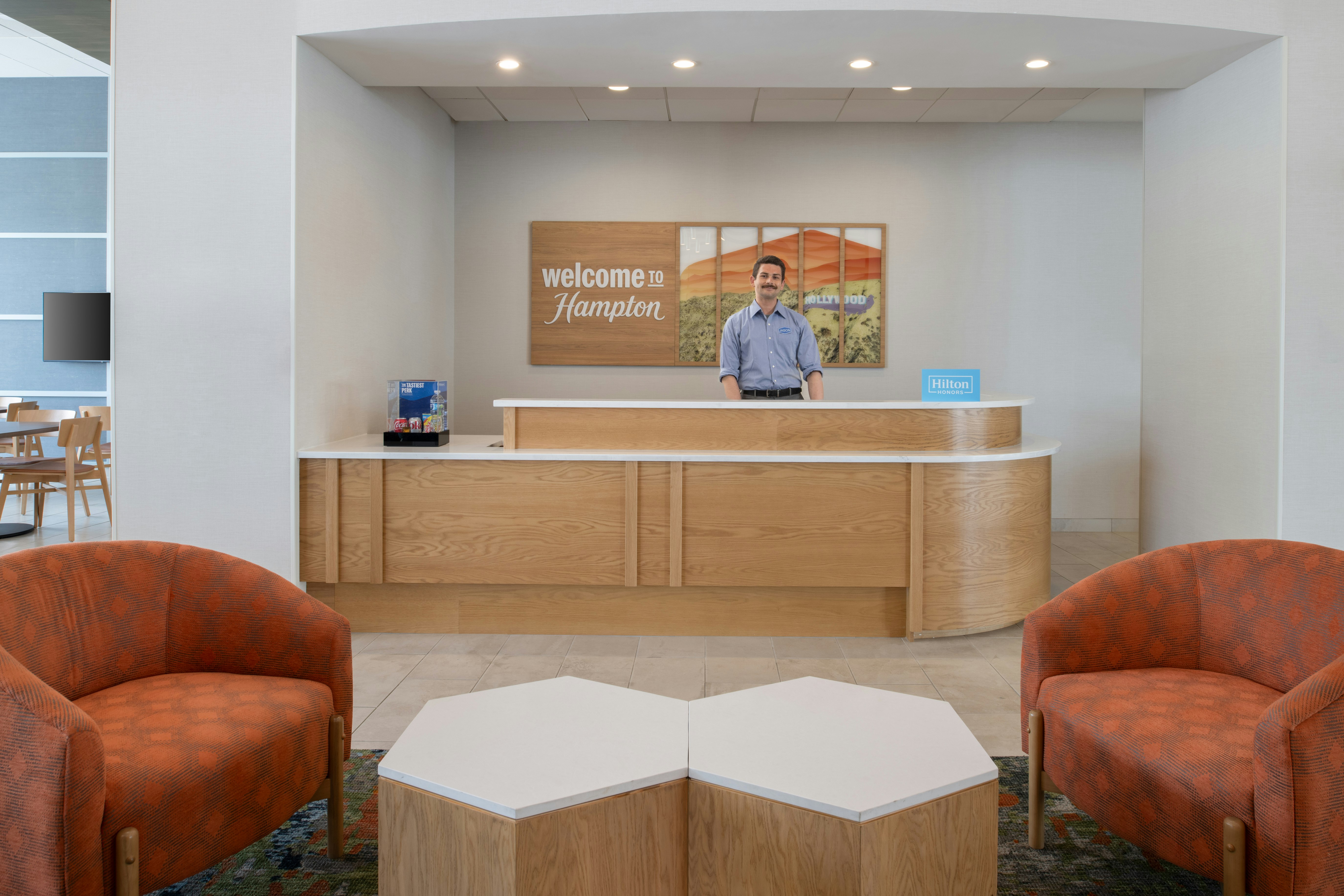 Hampton Inn by Hilton North Hollywood 6/25