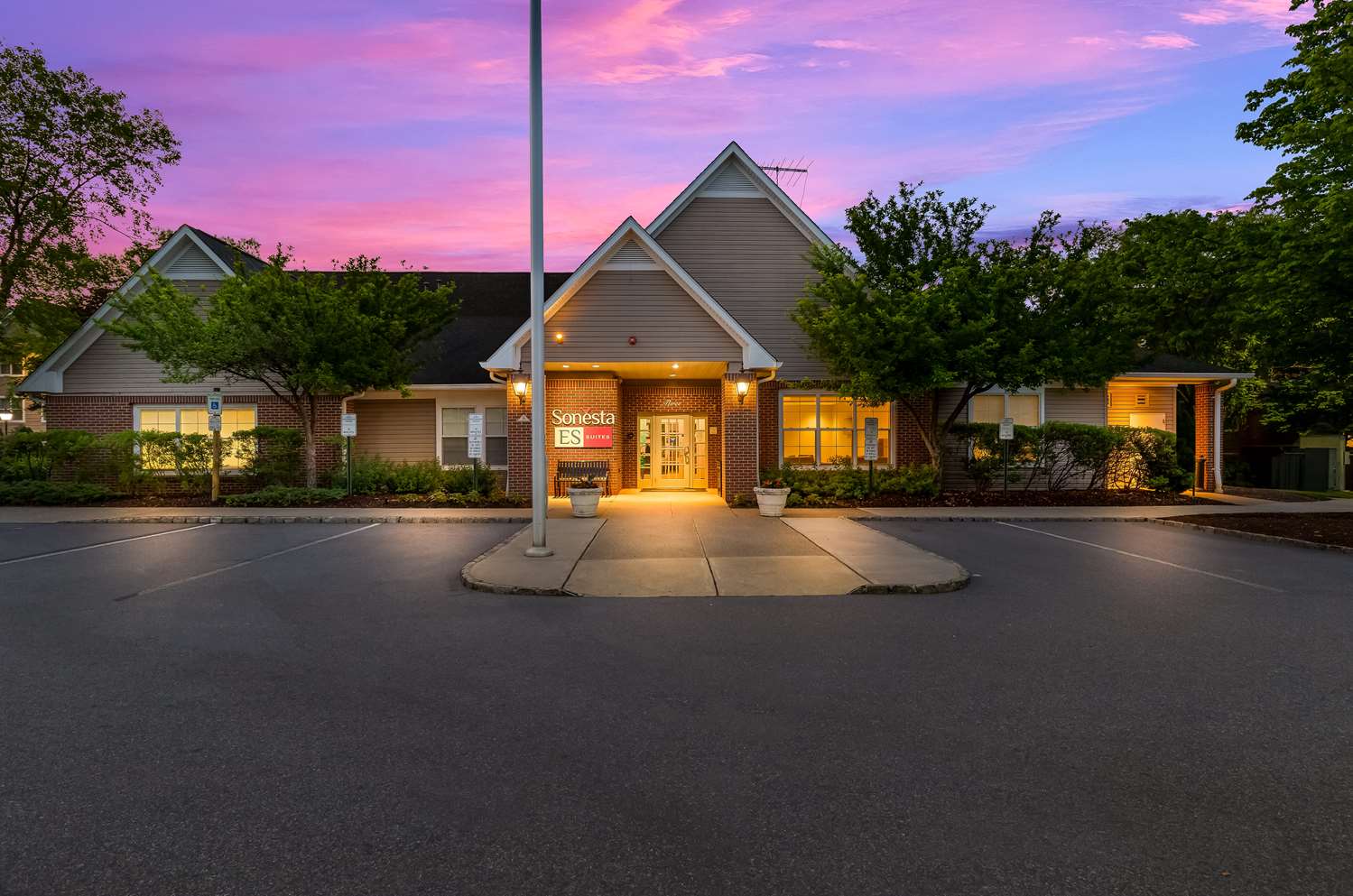 Sonesta ES Suites Parsippany Morris Plains 2/54