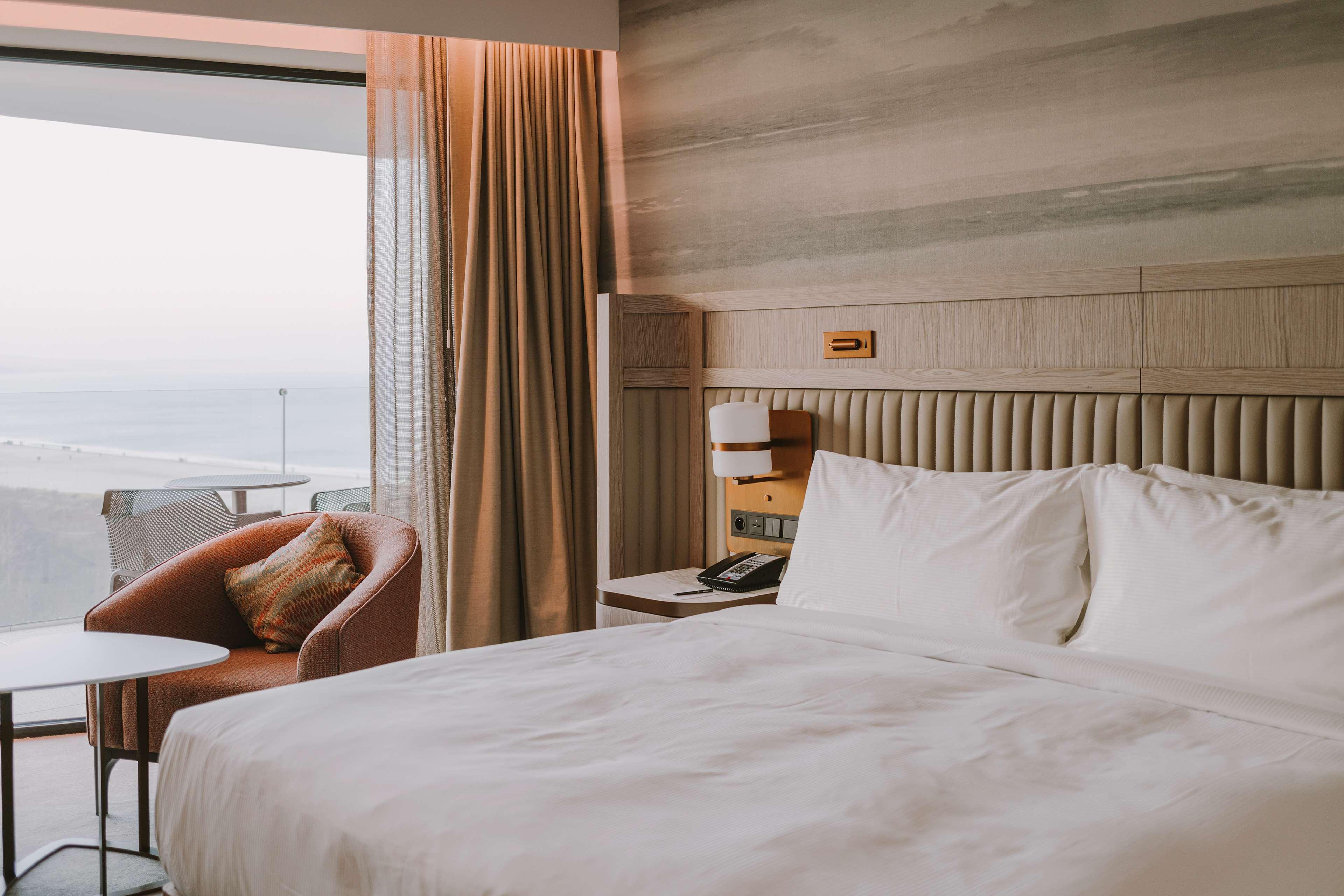 Superior, Double Bed, Side Sea View