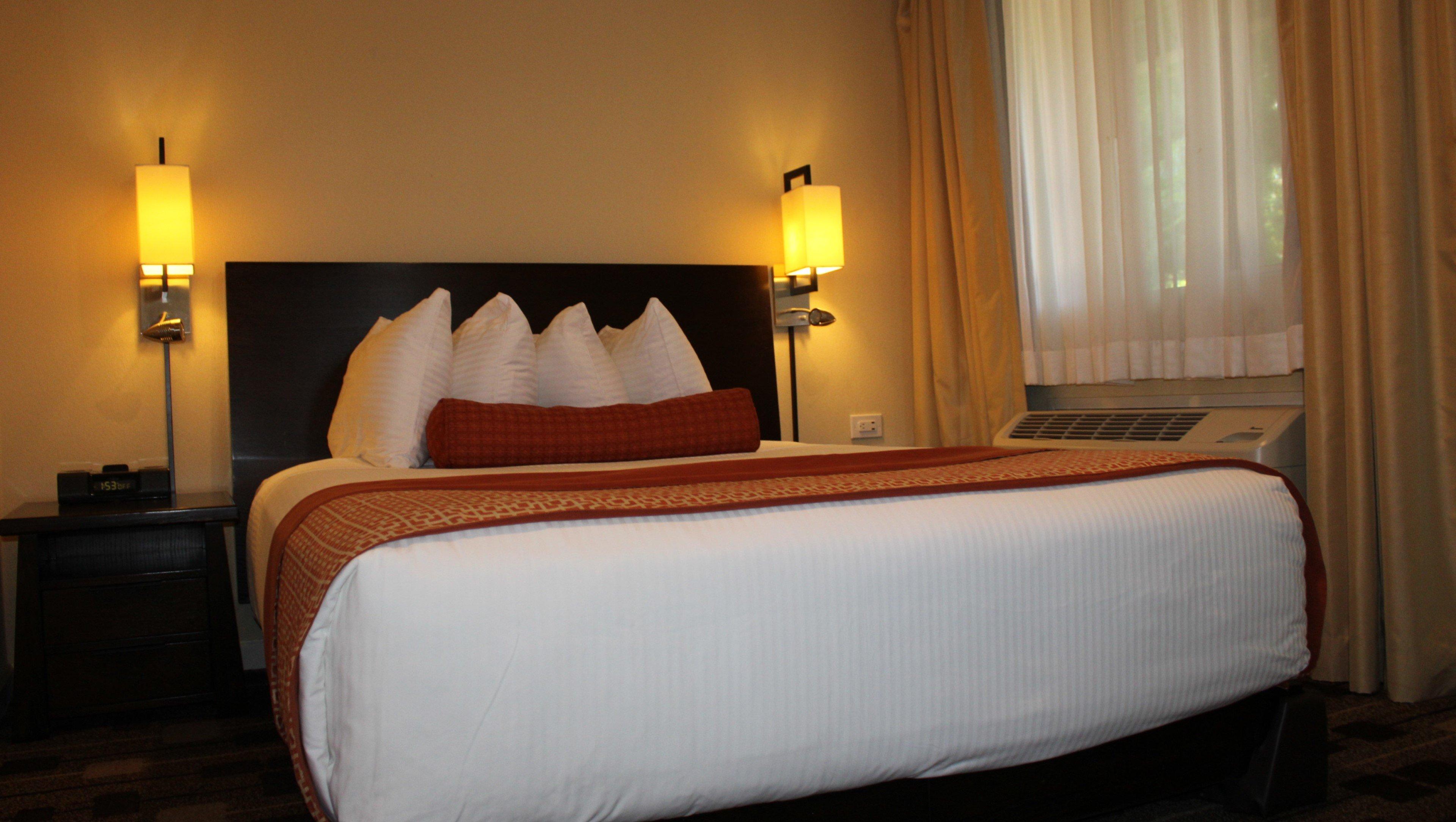 2 Bedrooms, Suite