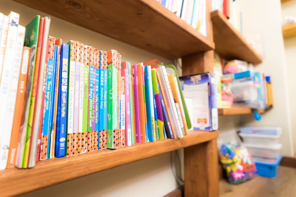 Books & Woods B&B 5/50