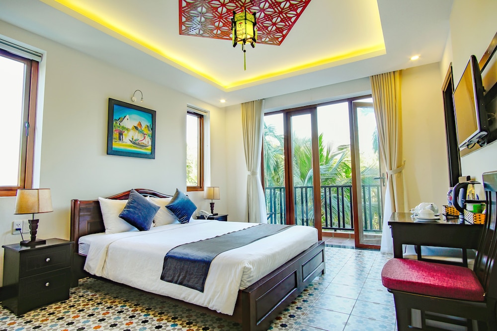 SUPERIOR, DOUBLE BED, BALCONY