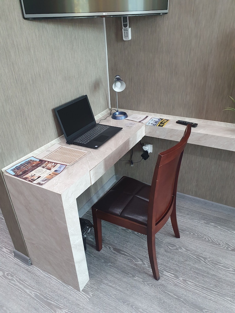 Safir Hotel 32/36