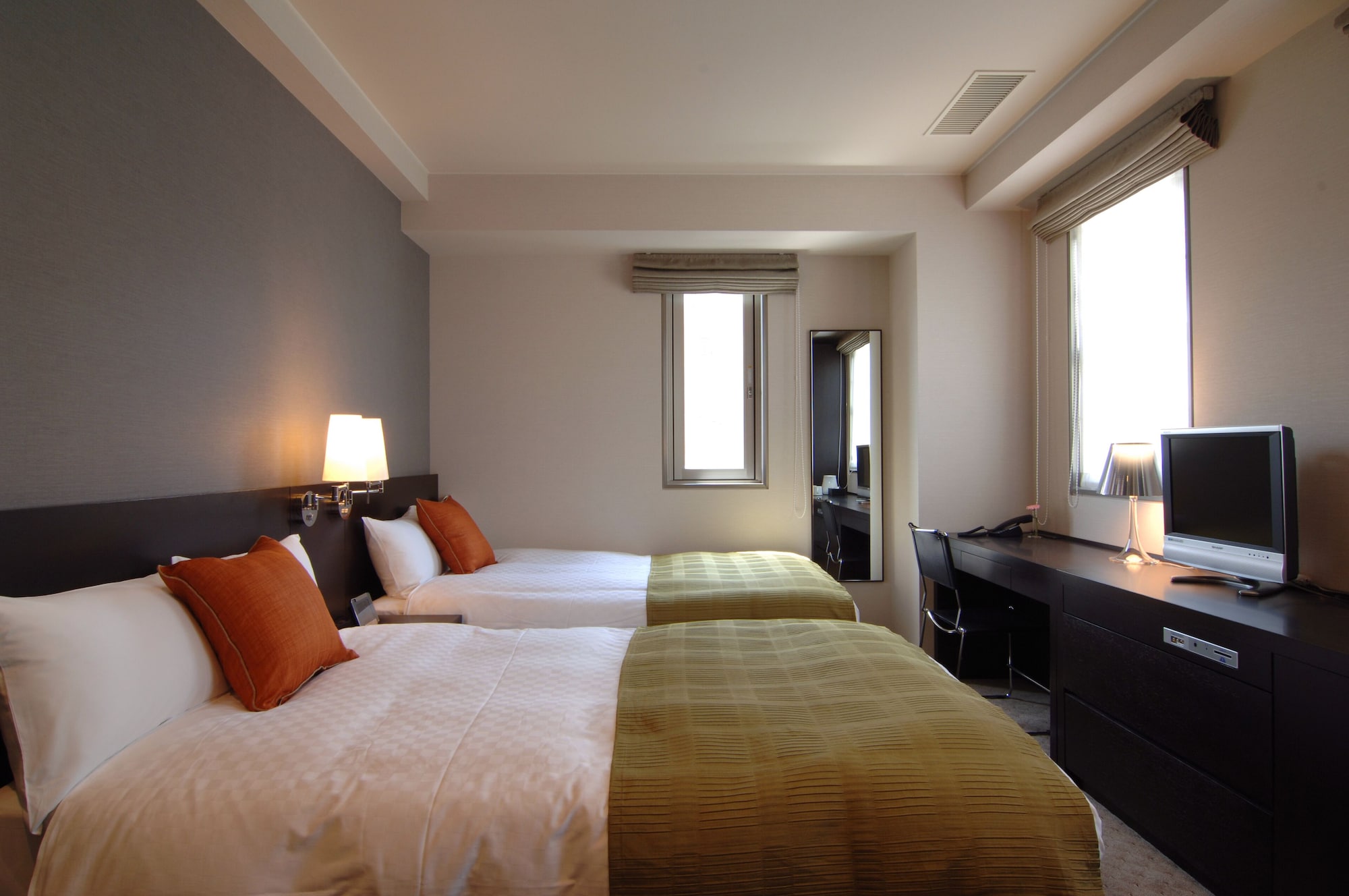 Superior, Twin Beds