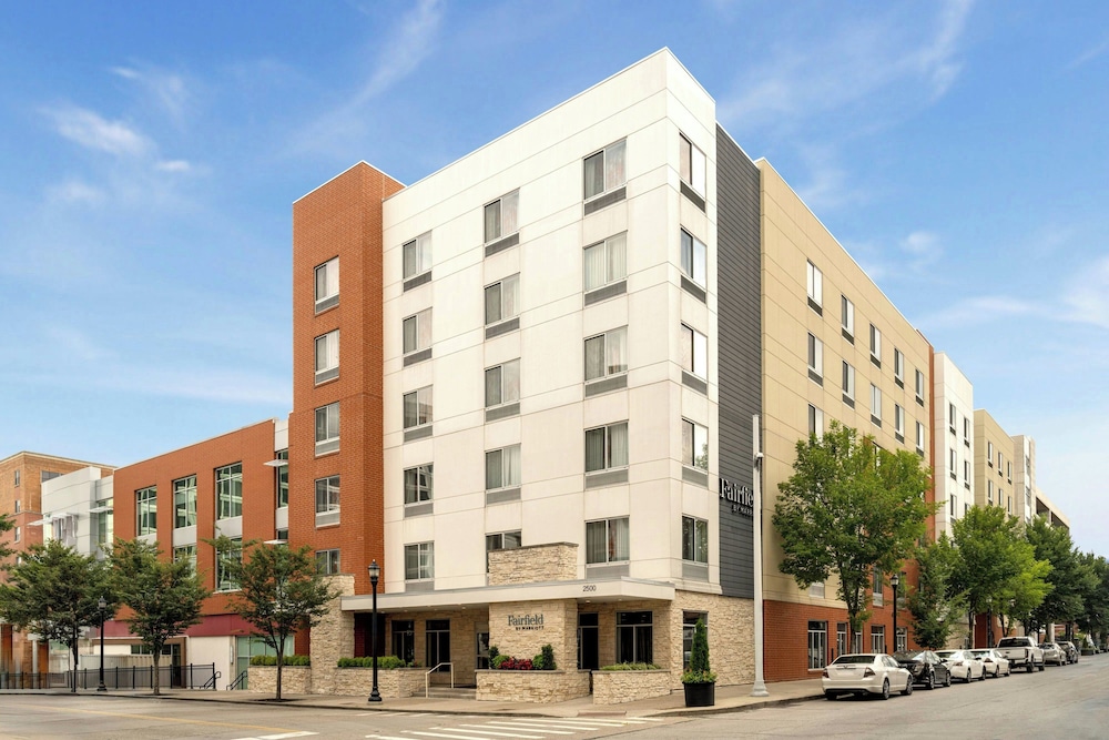 FAIRFIELD INN & SUITES CINCINNATI UPTOWN/UNIVERSITY AREA